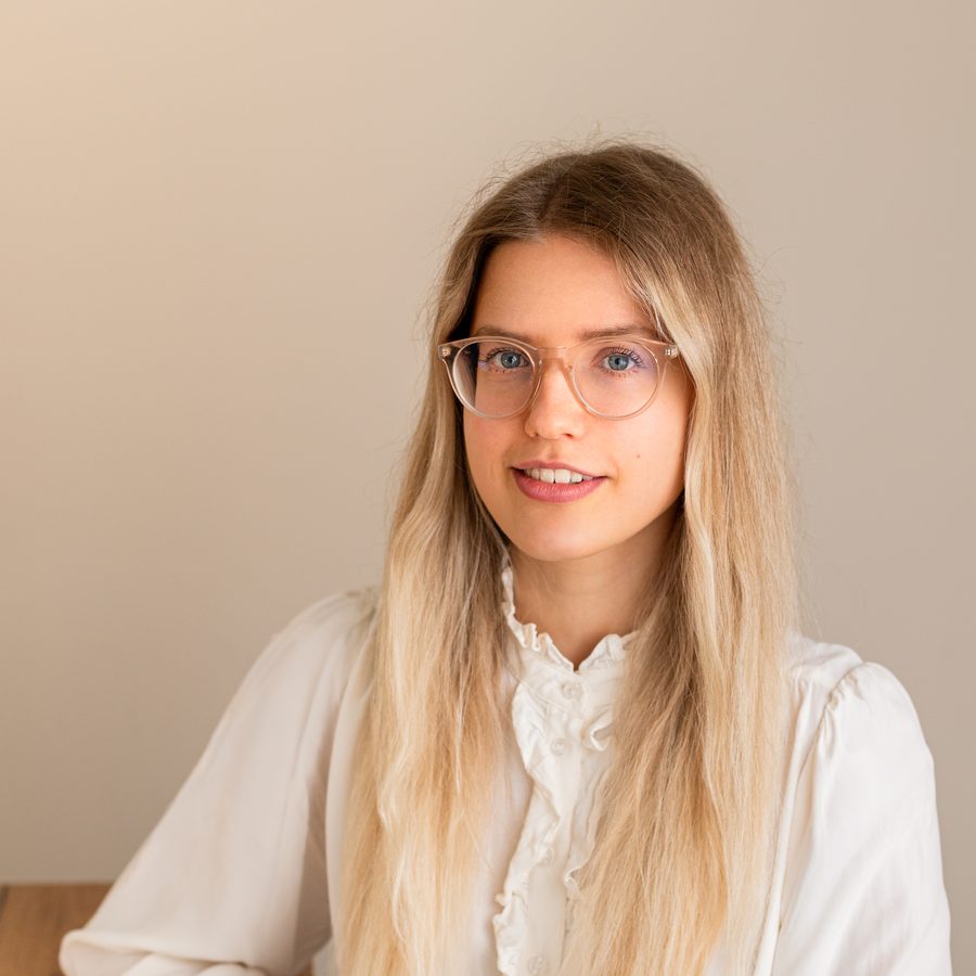 Katarzyna Kozieńska, Słowo za Słowem