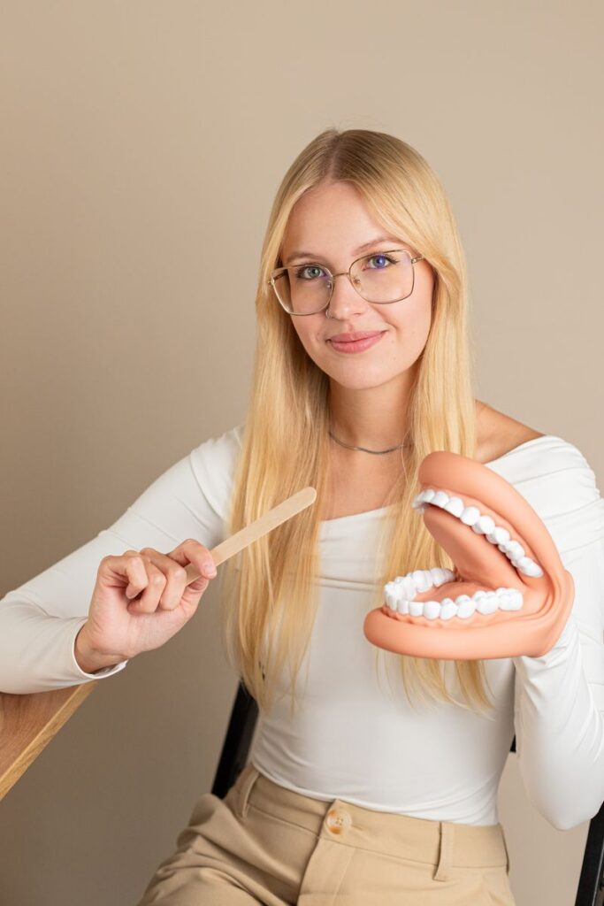 Model szczęki używany w terapii miofunkcjonalnej